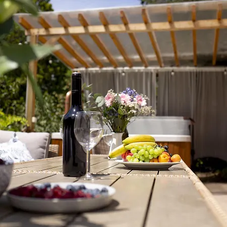 Chillinn Bikaver Apartament